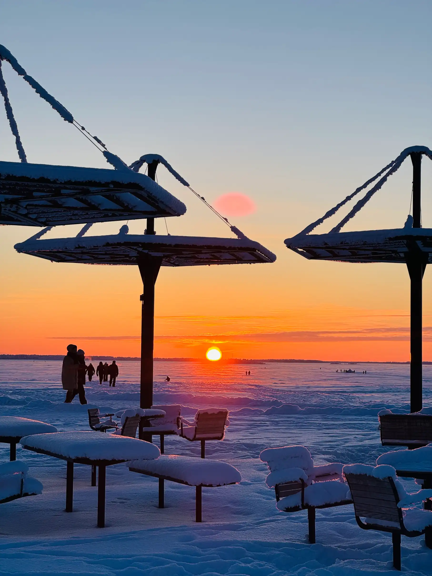 Frozen Sea Walk at Nallikari 4